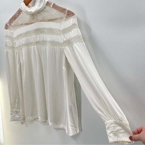 Sandro Paris Mirtylles White Floral Lace Viscose Satin Blouse Size Small - Picture 5 of 16